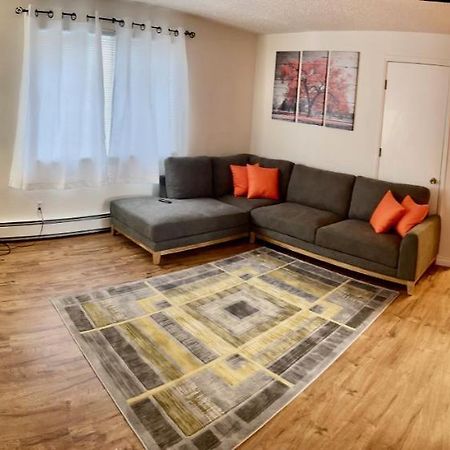 Lovely Two Bedroom, Minutes Away From Downtown Anchorage Exteriör bild
